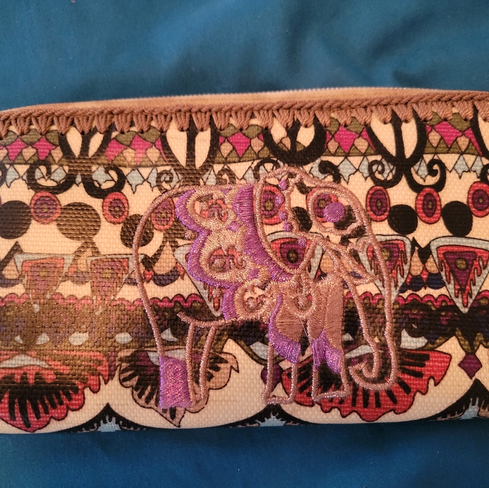 Elephant wallet